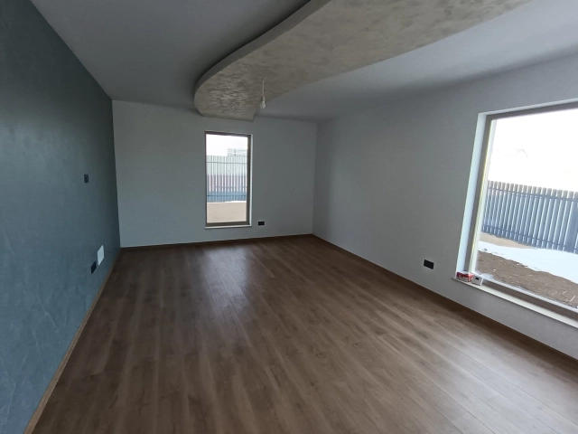 Casa 4 camere - Valea Lupului