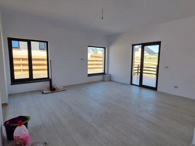 Casa 4 camere - Popas Pacurari
