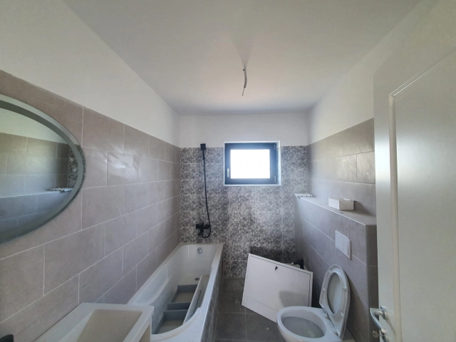 Casa 4 camere - Valea Lupului